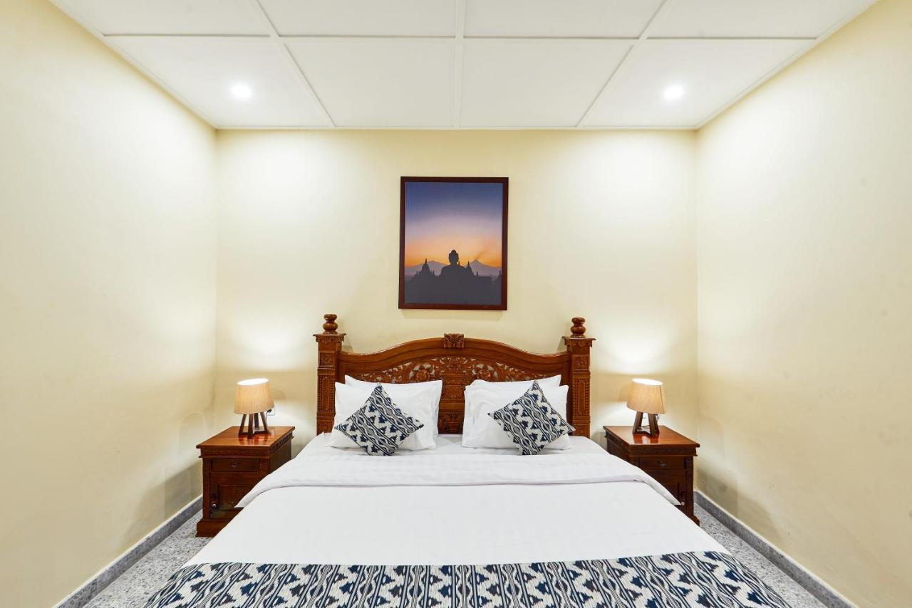 Tirtodipuran Hotel By Natts Hospitality Indonesia Джокьякарта Экстерьер фото