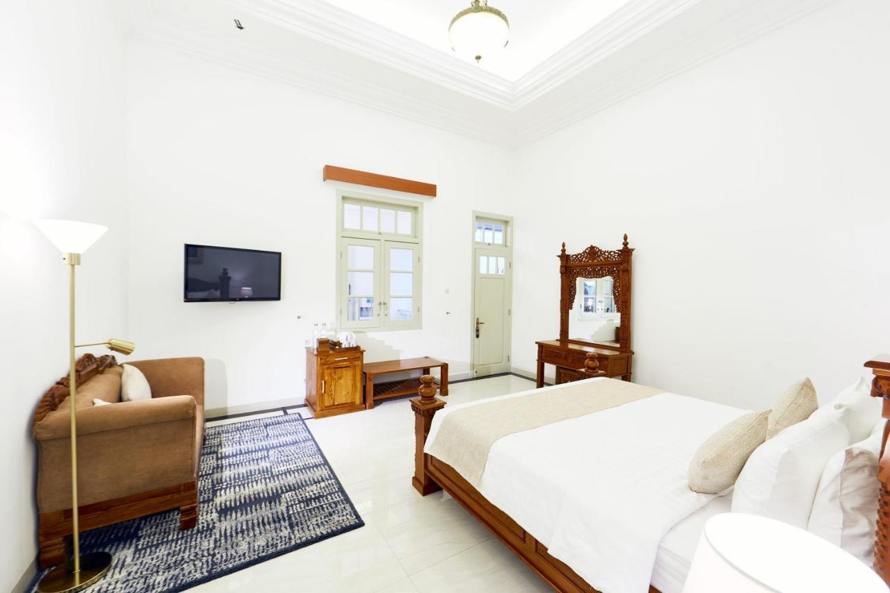 Tirtodipuran Hotel By Natts Hospitality Indonesia Джокьякарта Экстерьер фото