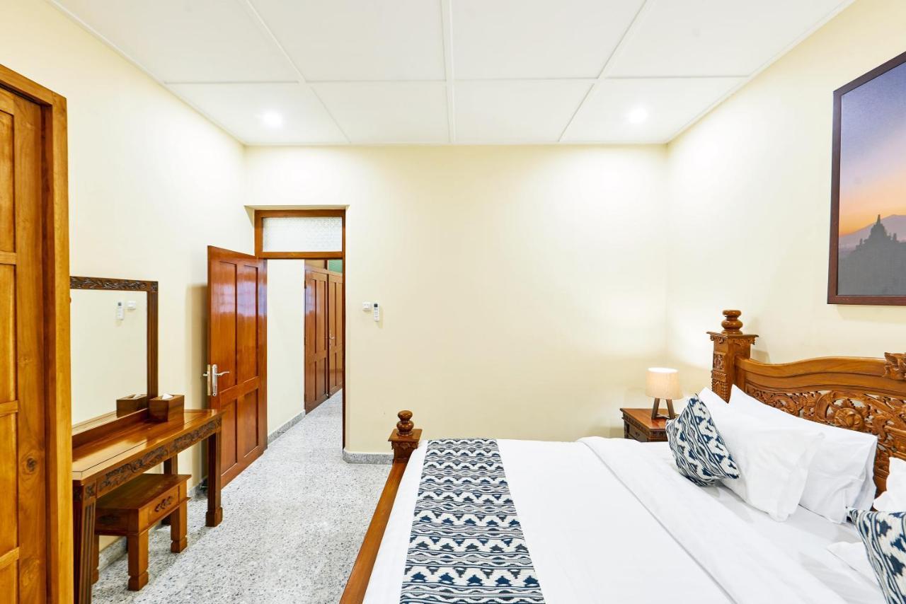 Tirtodipuran Hotel By Natts Hospitality Indonesia Джокьякарта Экстерьер фото