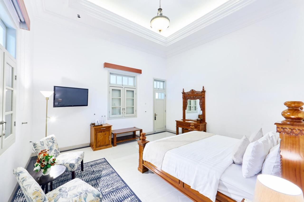 Tirtodipuran Hotel By Natts Hospitality Indonesia Джокьякарта Экстерьер фото