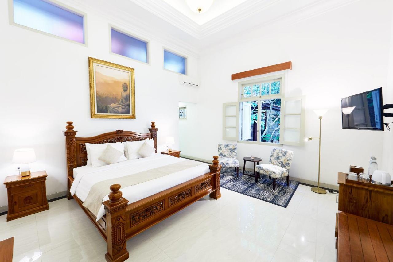 Tirtodipuran Hotel By Natts Hospitality Indonesia Джокьякарта Экстерьер фото